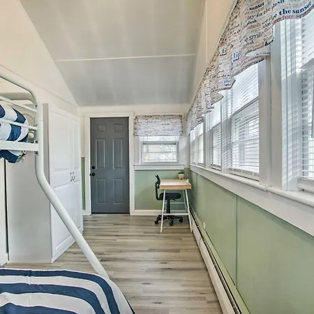 Buttermilk Cottage In Cape Cod Steps To Beach